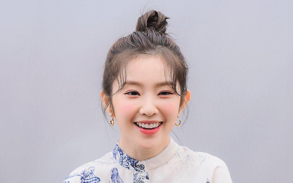 Chi ca nhom Red Velvet duoc vi nhu cong chua hinh anh