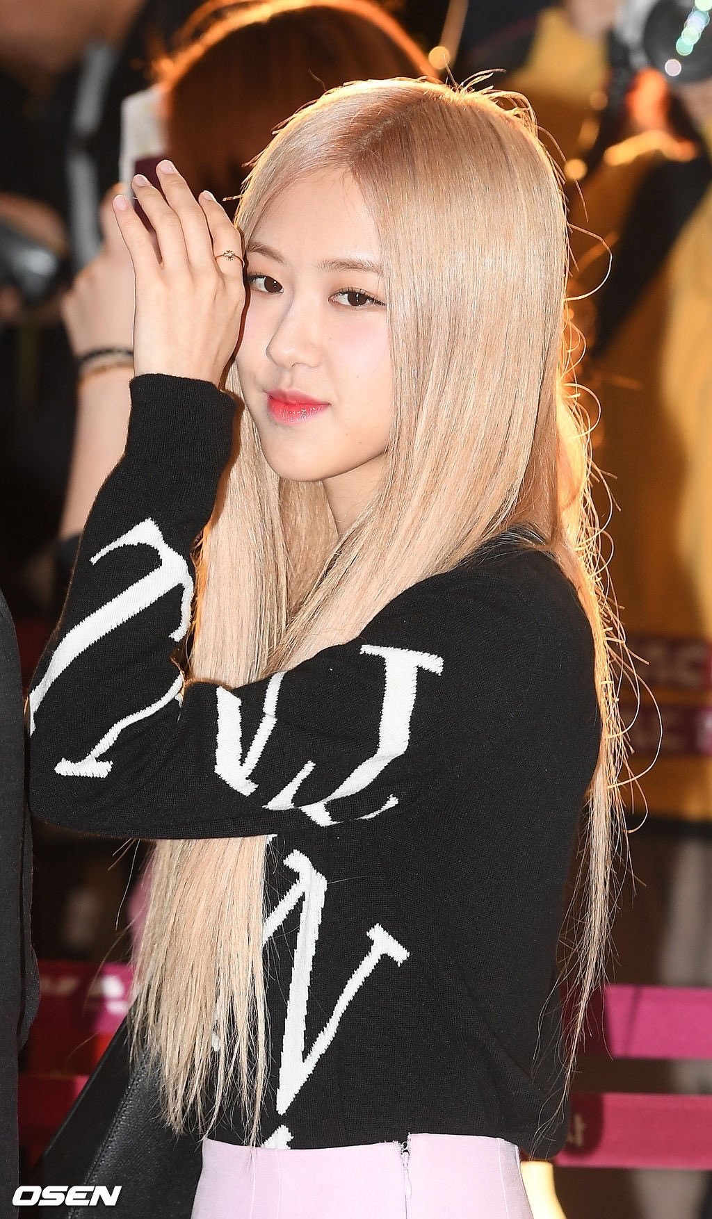 sao Kpop tai san bay anh 4