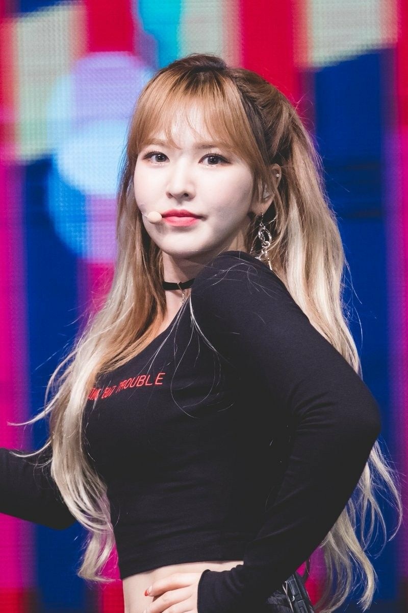 sao nu Kpop doi ngoai hinh anh 6