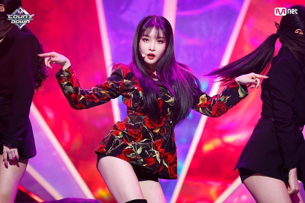 vu cong nu gioi nhat Kpop anh 10