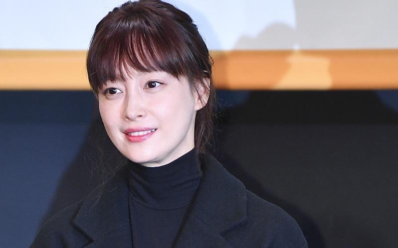 Ba xa Won Bin noi bat giua dan tai tu xu Han hinh anh