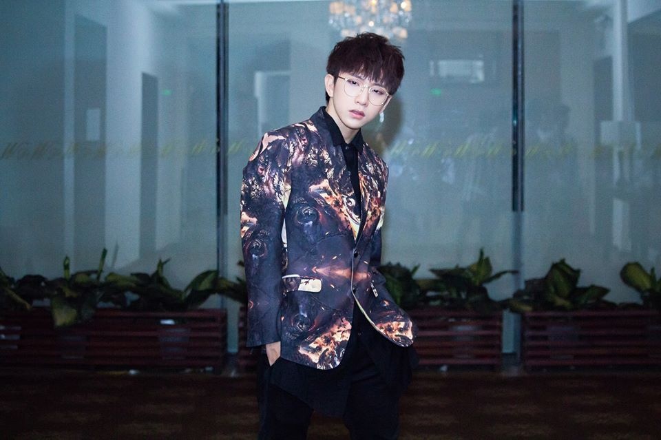 ca si Viet xuat than tu vu cong anh 1