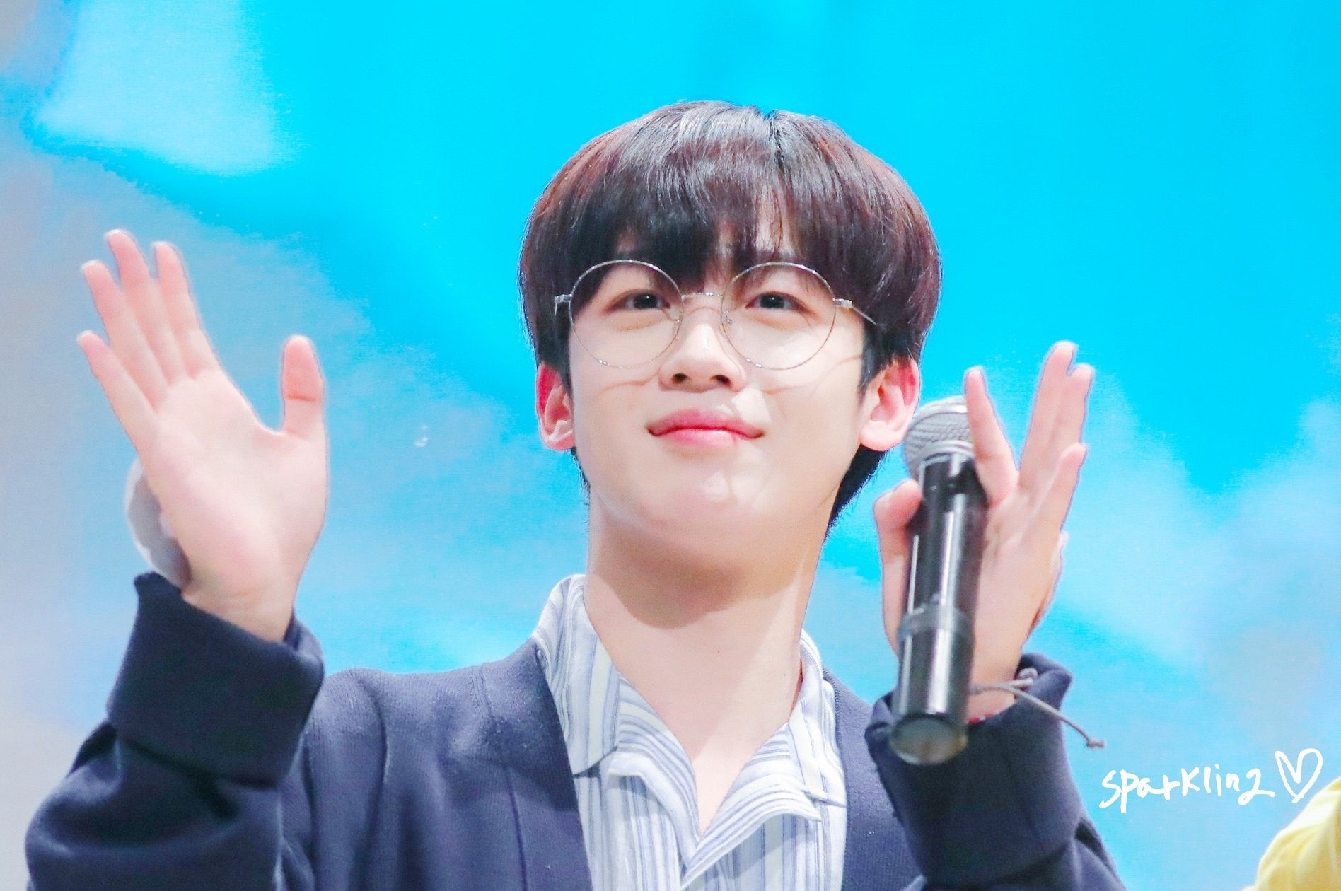 tan binh Kpop 2019 anh 4