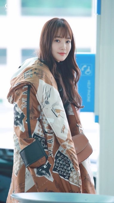 Park Min Young o san bay anh 6