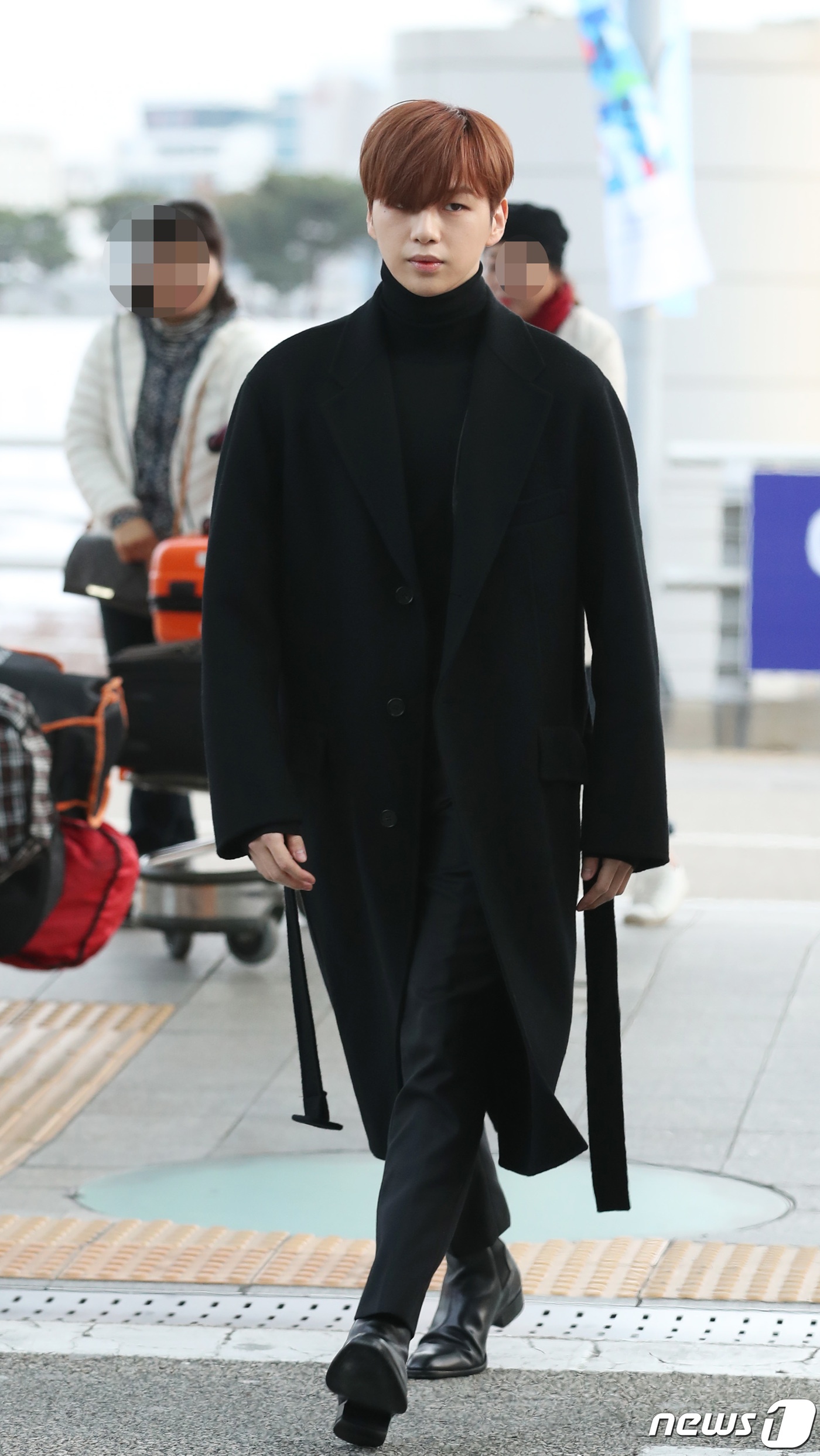 Dan sao Kpop den Viet Nam anh 2