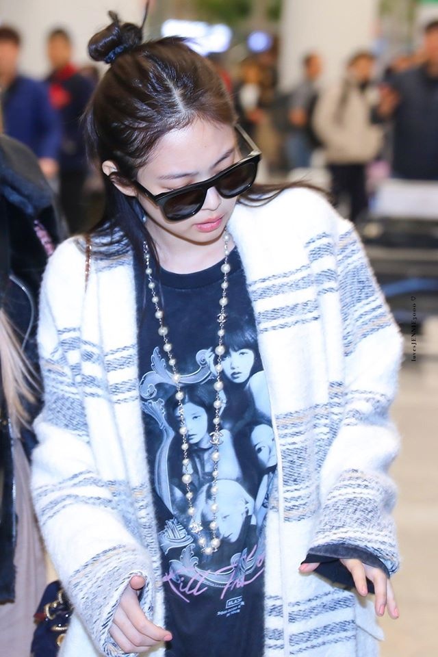 Black Pink tai san bay anh 7