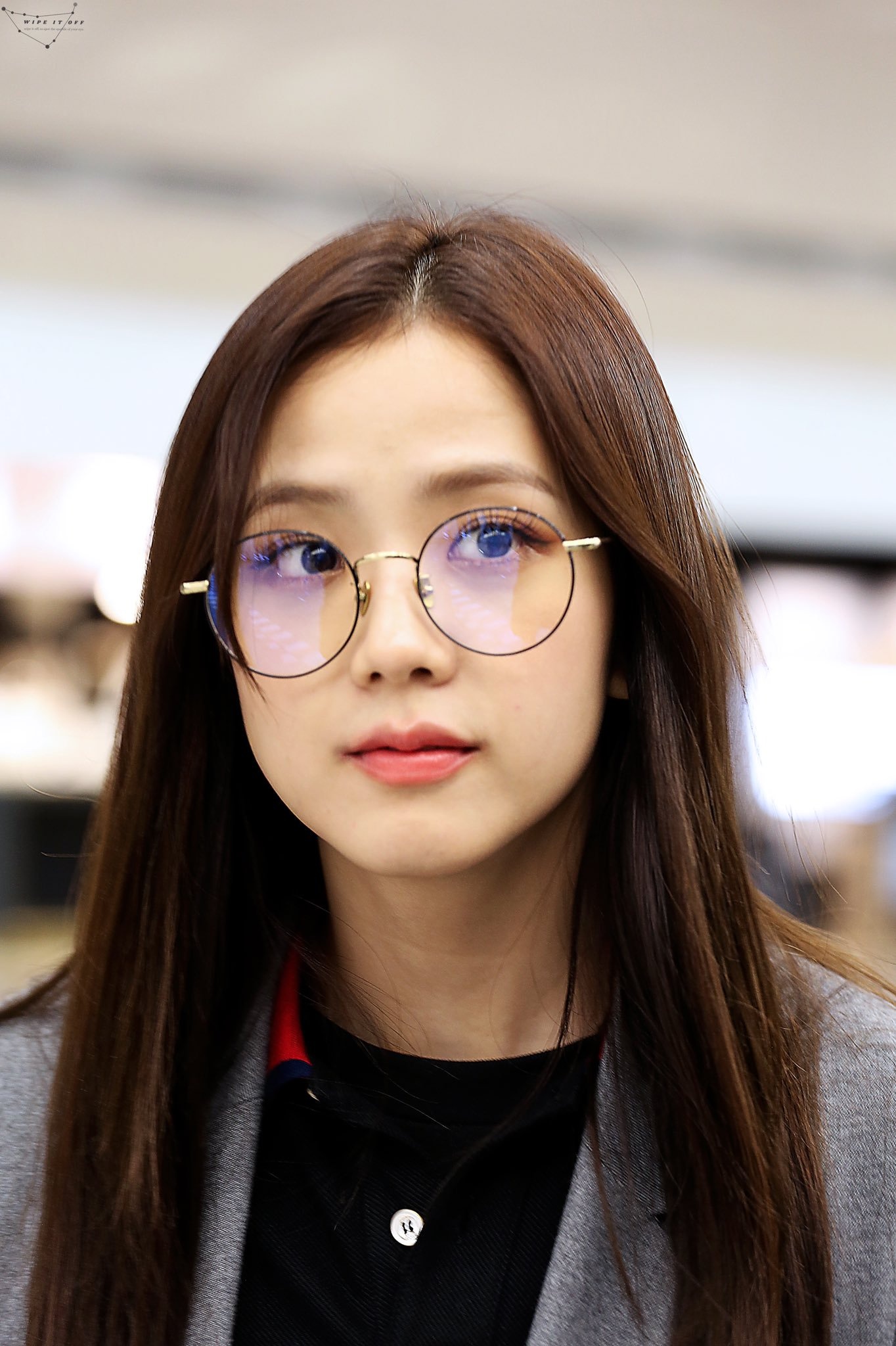 Black Pink tai san bay anh 4