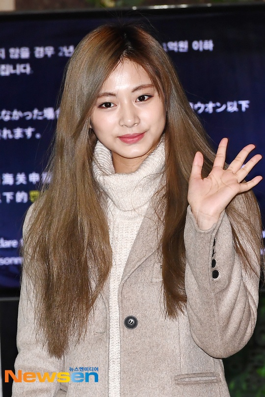 sao Kpop o san bay anh 1