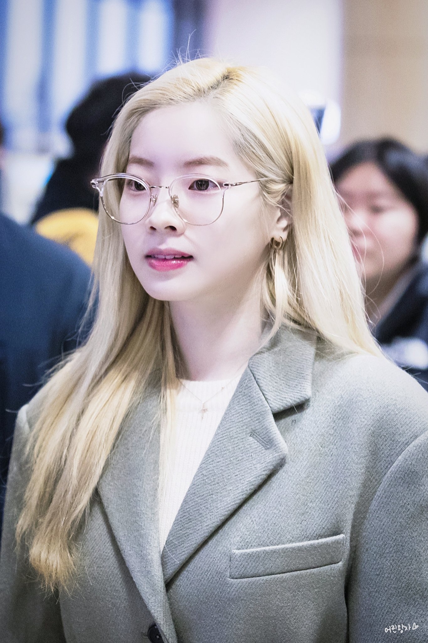 sao Kpop o san bay anh 5