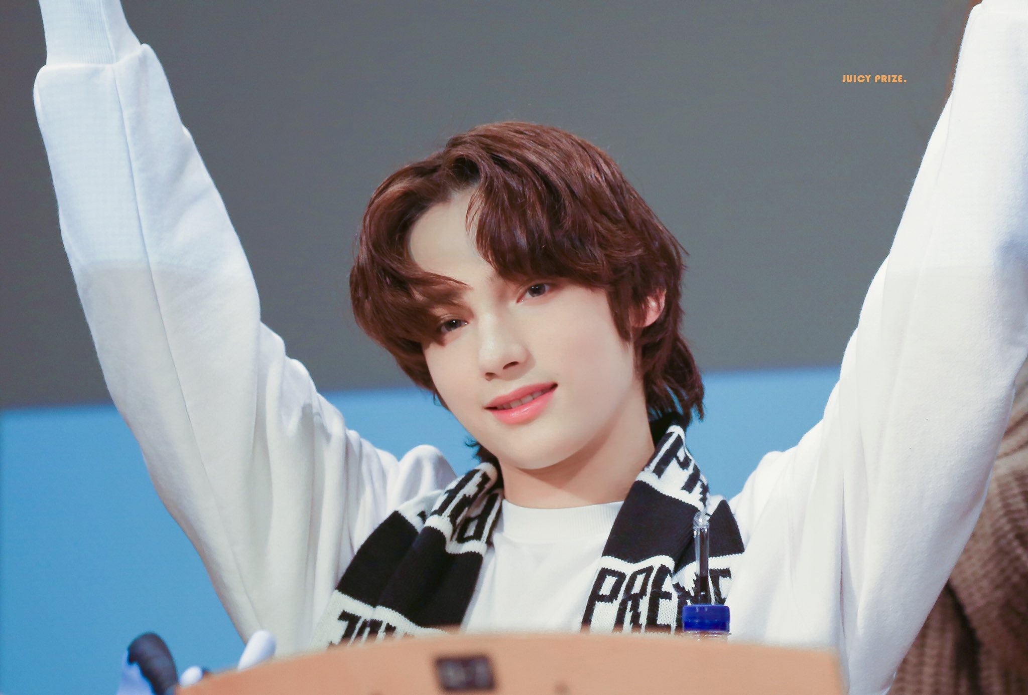 hoang tu lai Kpop anh 4