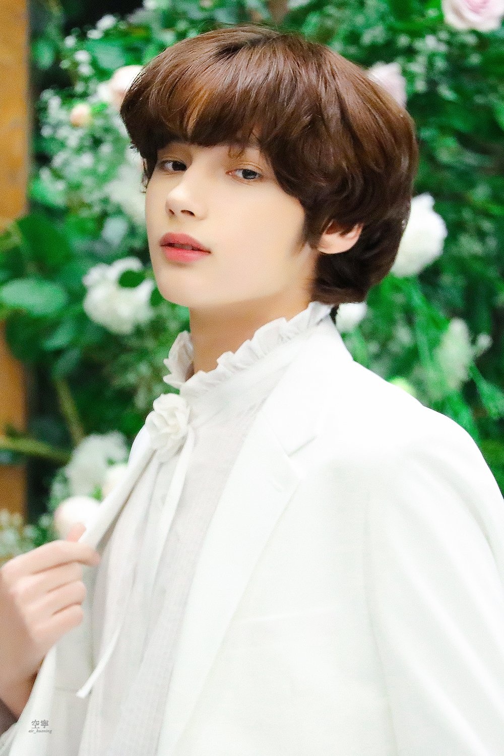 hoang tu lai Kpop anh 9