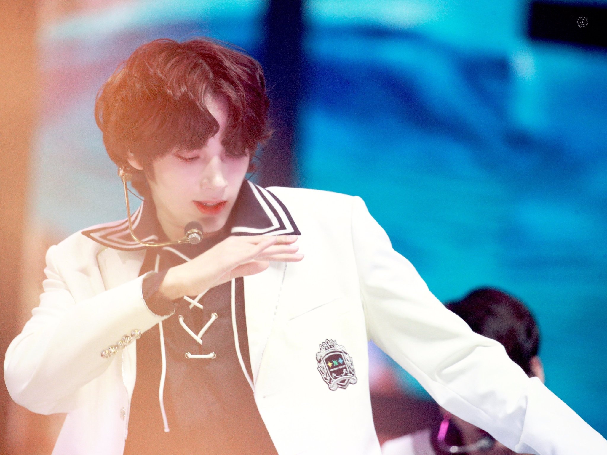 hoang tu lai Kpop anh 2