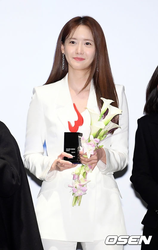 Yoona tai su kien anh 5