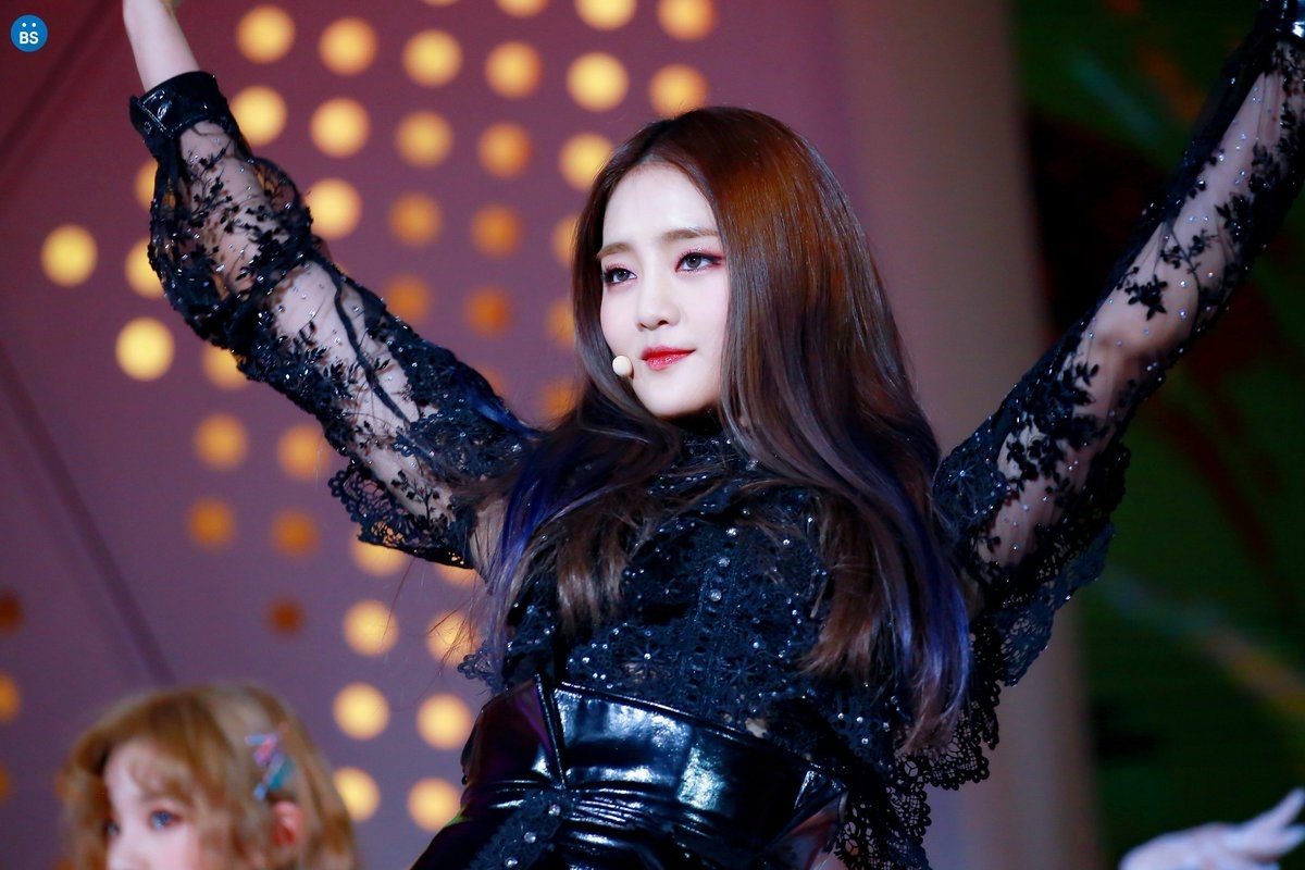 idol Thai gia the khung anh 7