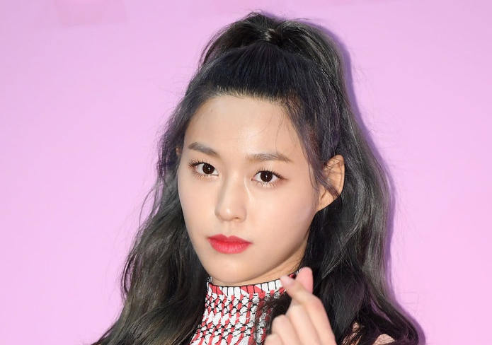 Man do sac cua hai visual hang dau Kpop hinh anh