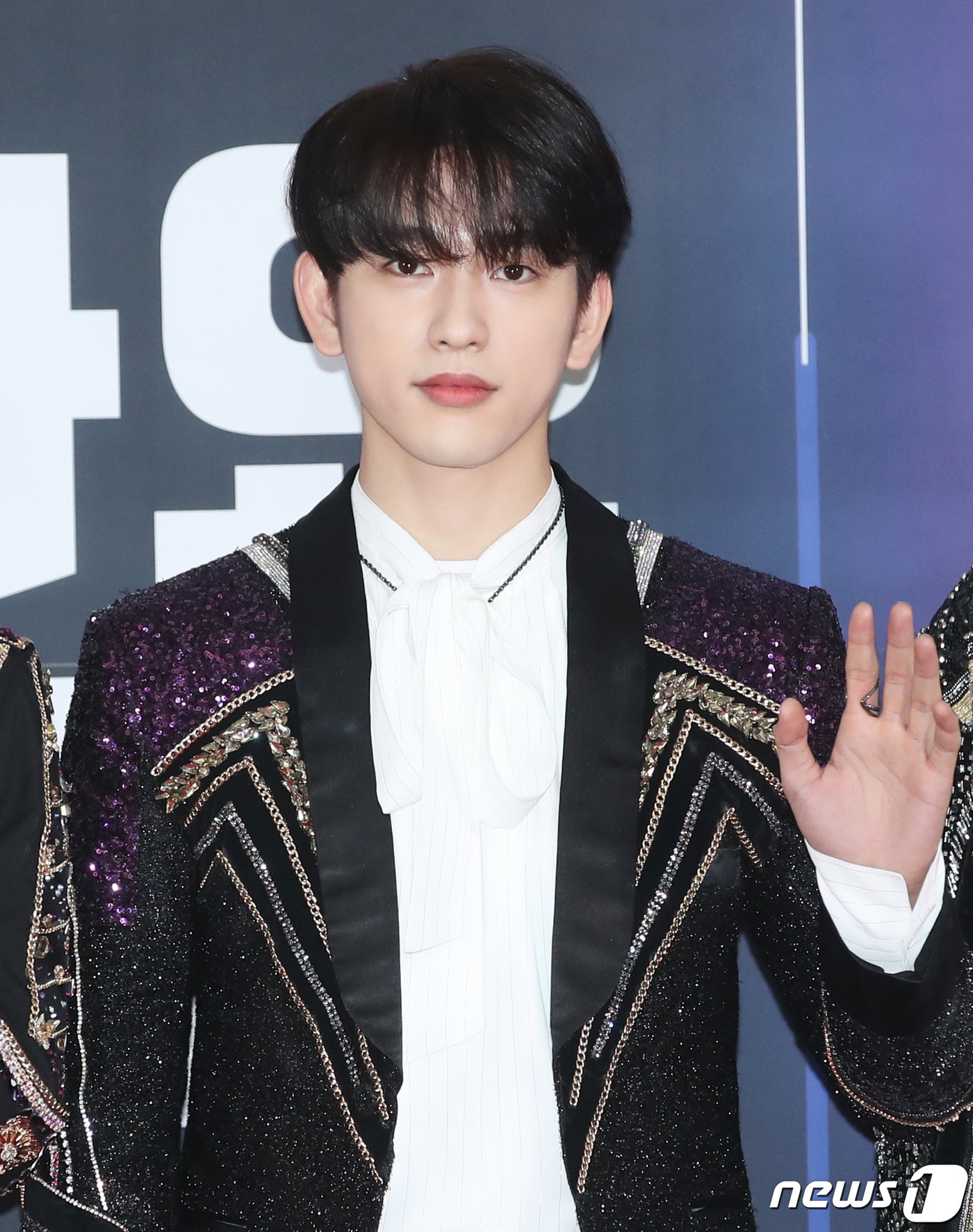 dan sao Kpop tren tham do anh 36