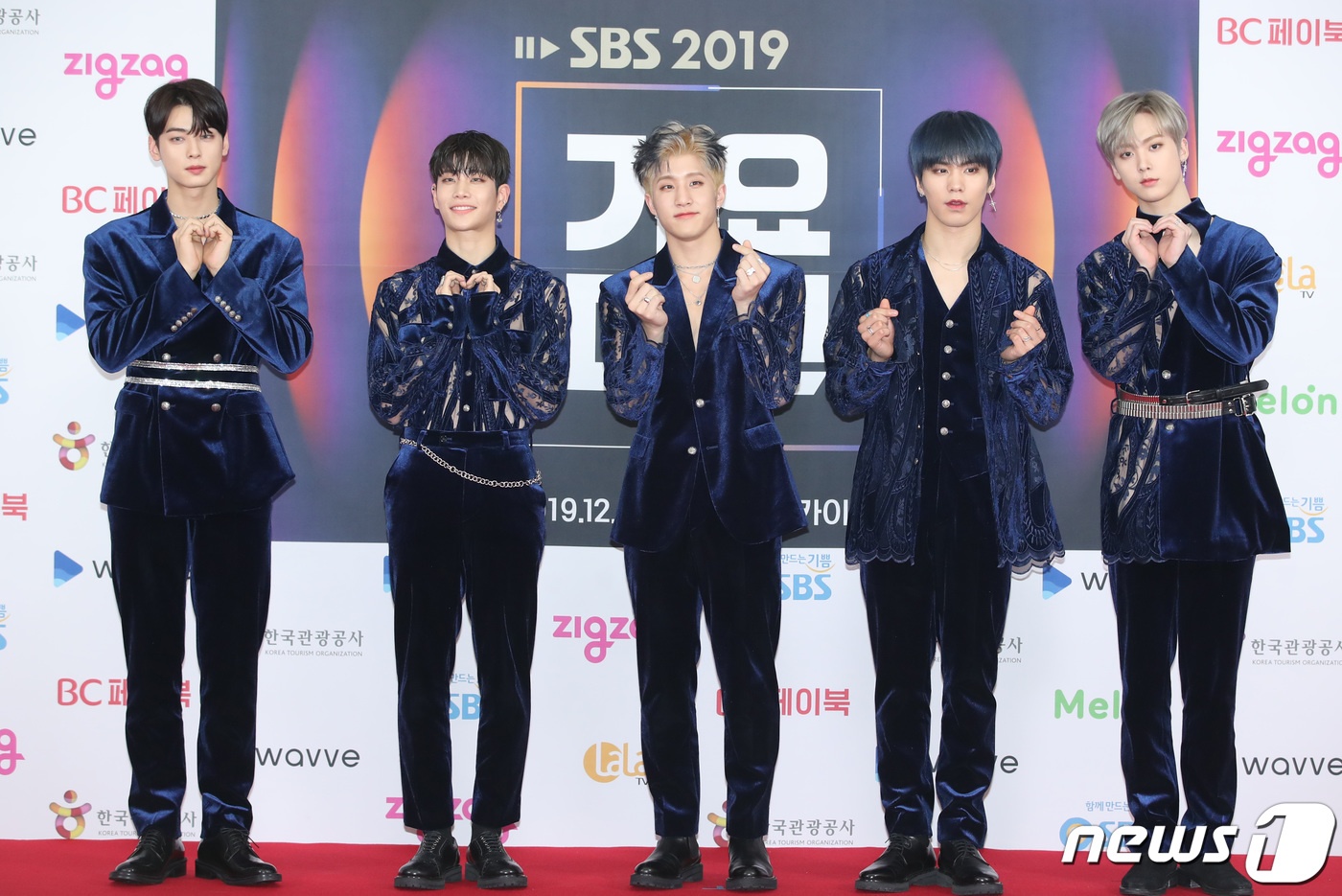 dàn sao Kpop trên thảm đỏ ảnh 30 dan sao Kpop tren tham do anh 30