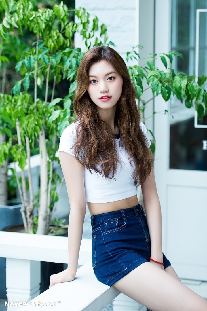 sao nu Kpop thoi trang nhat anh 9