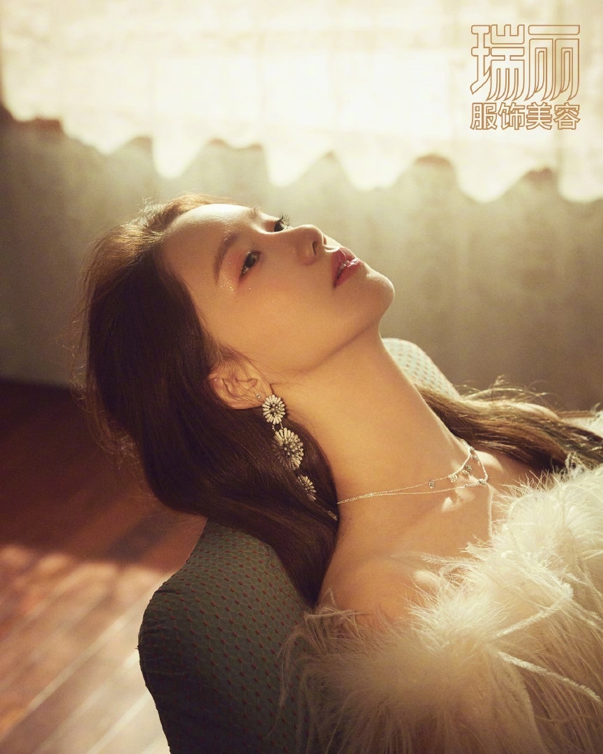 Yoona trên tạp chí ảnh 5 Yoona tren tap chi anh 5