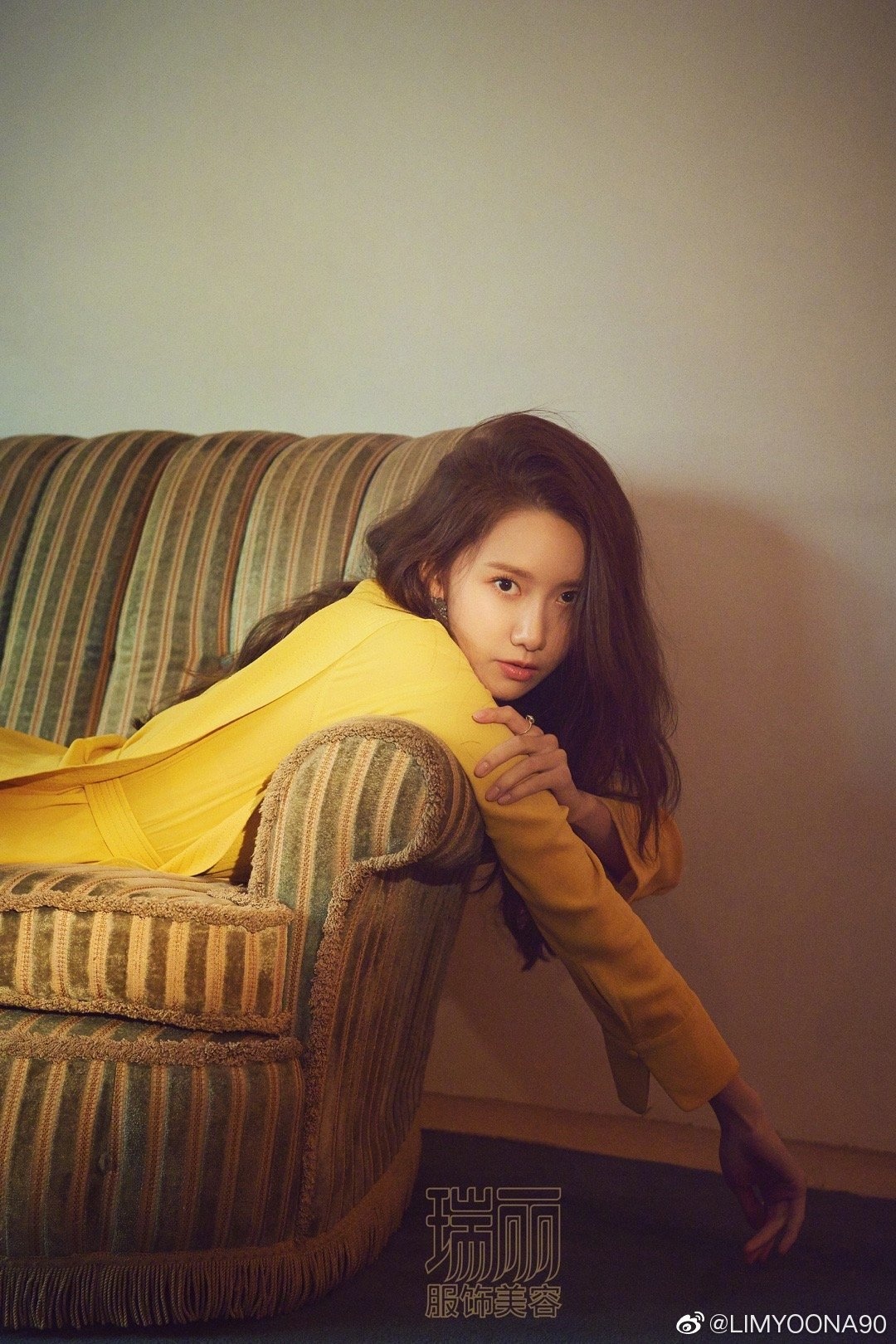 Yoona trên tạp chí ảnh 8 Yoona tren tap chi anh 8