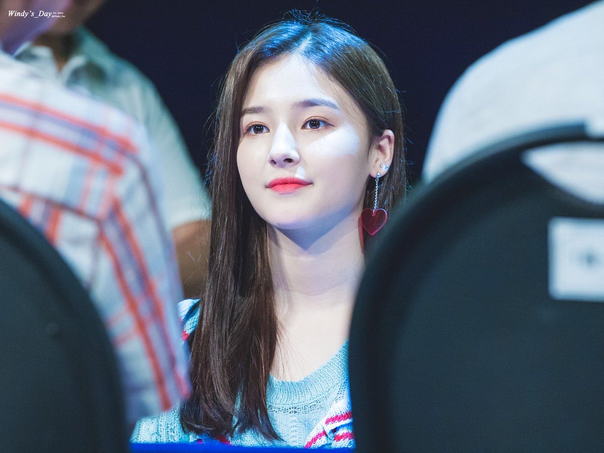 visual Kpop dep nhat 2019 anh 1