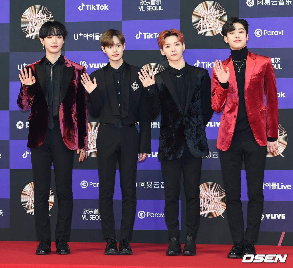 sao Kpop tren tham do anh 21