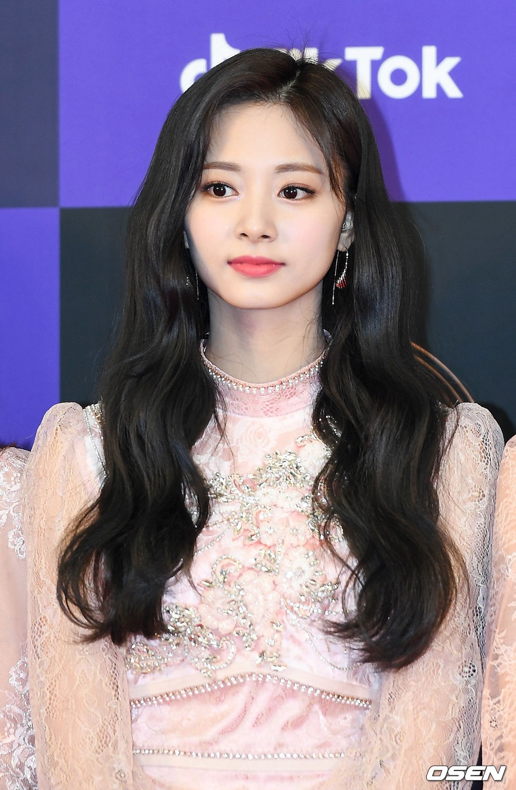 sao Kpop trên thảm đỏ ảnh 18 sao Kpop tren tham do anh 18