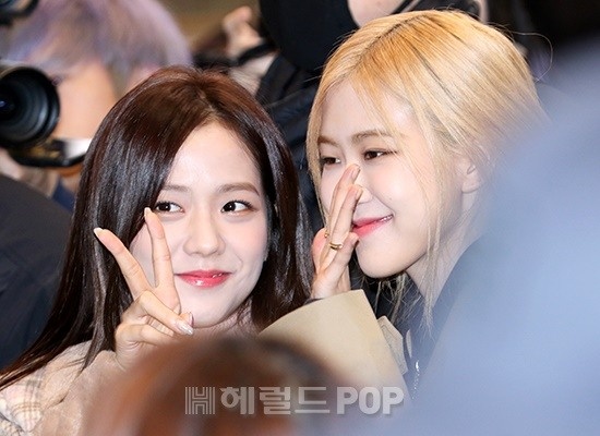 sao Kpop san bay anh 1