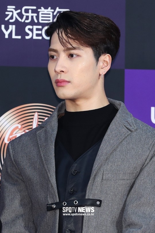 sao Kpop tren tham do anh 23