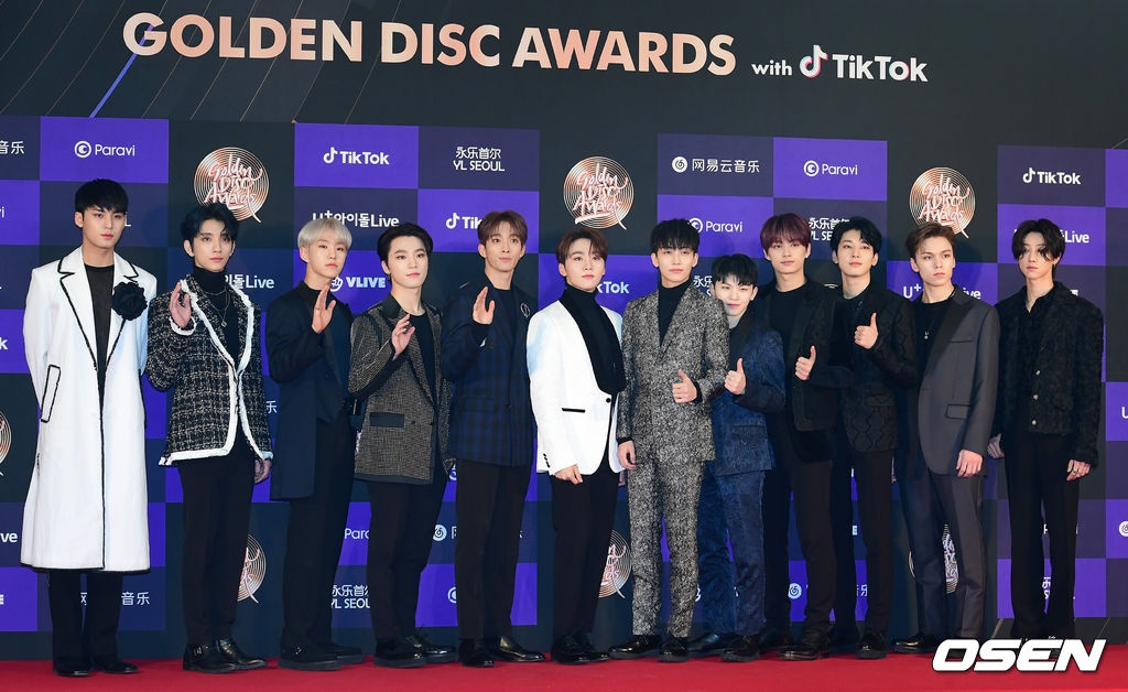 sao Kpop tren tham do anh 16