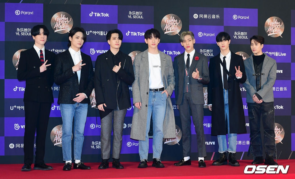 sao Kpop tren tham do anh 21