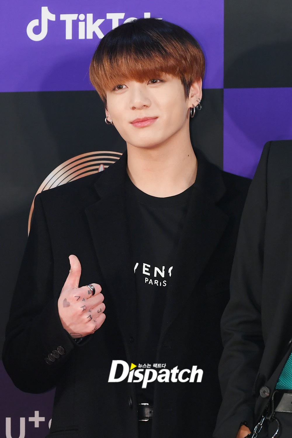 sao Kpop tren tham do anh 15