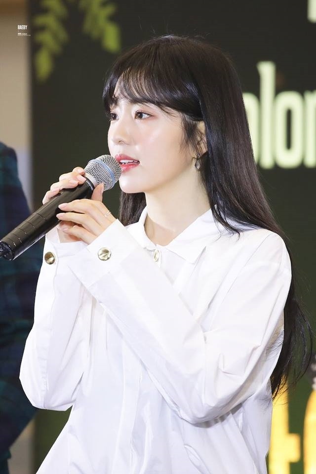 idol kpop nổi bật khi không trang điểm ảnh 4 idol kpop noi bat khi khong trang diem anh 4