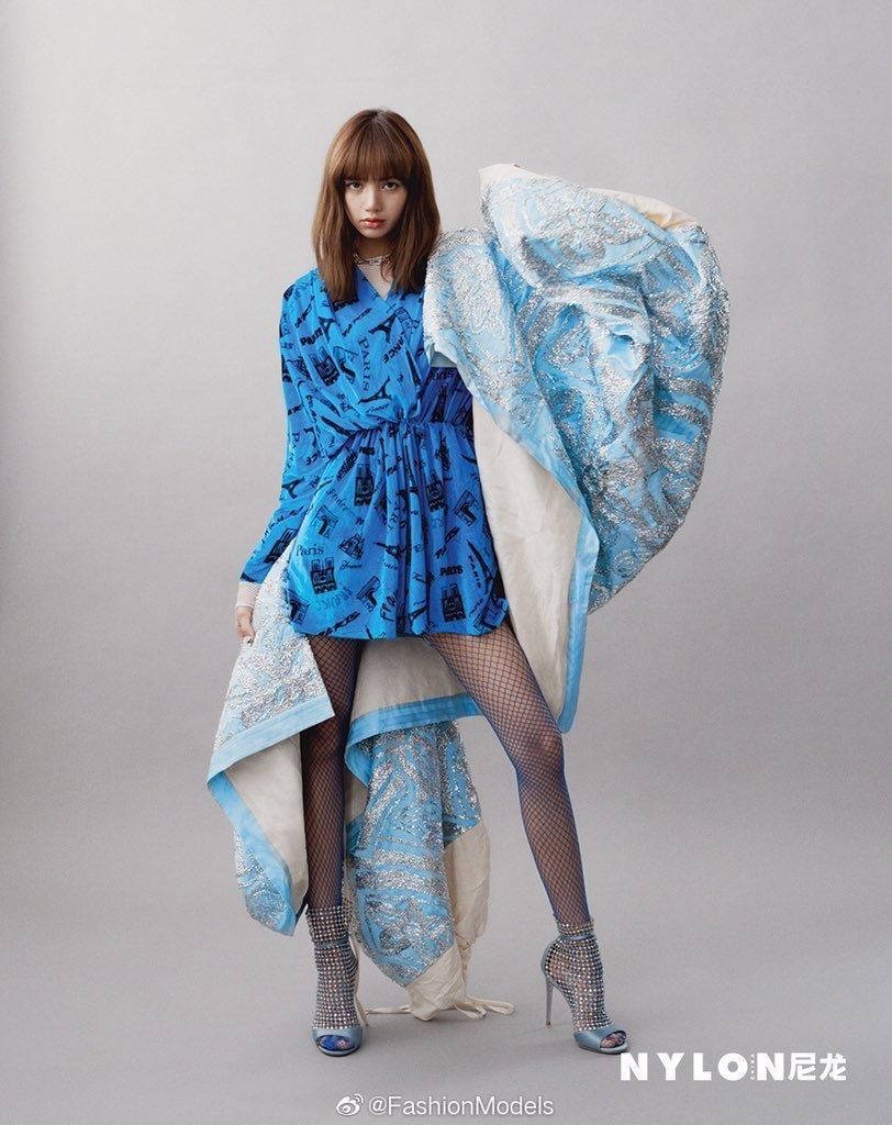 Lisa trên tạp chí ảnh 2 Lisa tren tap chi anh 2