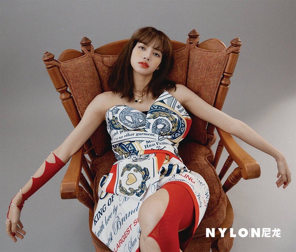 Lisa trên tạp chí ảnh 4 Lisa tren tap chi anh 4