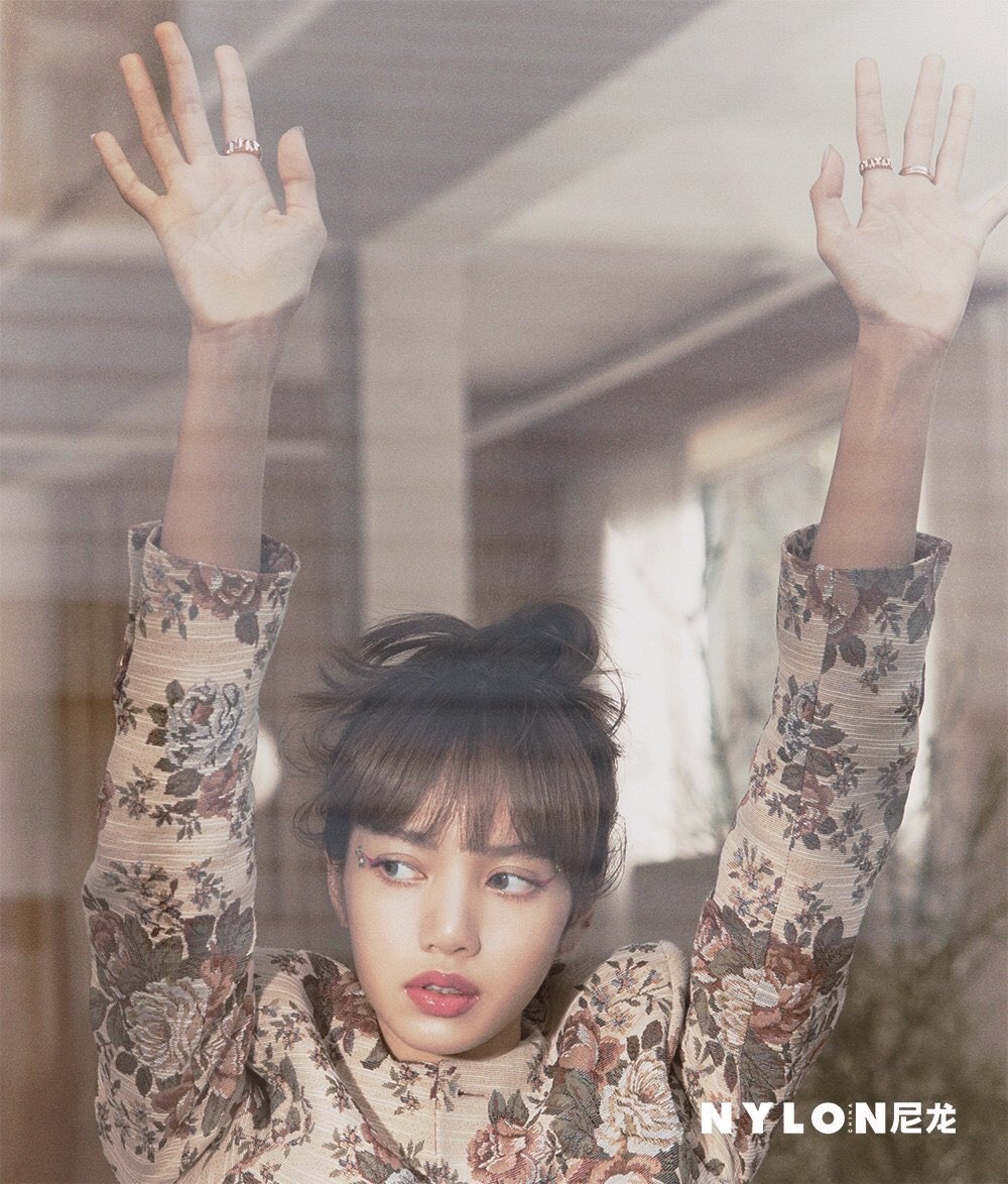 Lisa trên tạp chí ảnh 11 Lisa tren tap chi anh 11