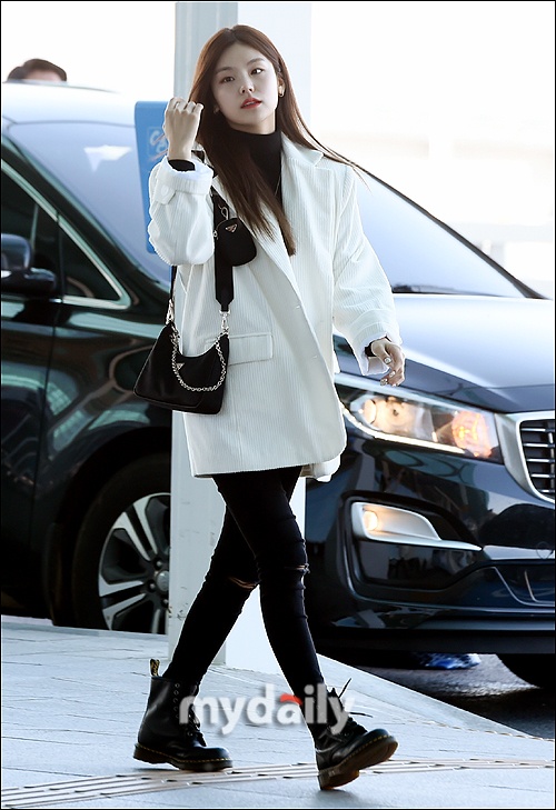 ITZY tai sân bay ảnh 5 ITZY tai san bay anh 5