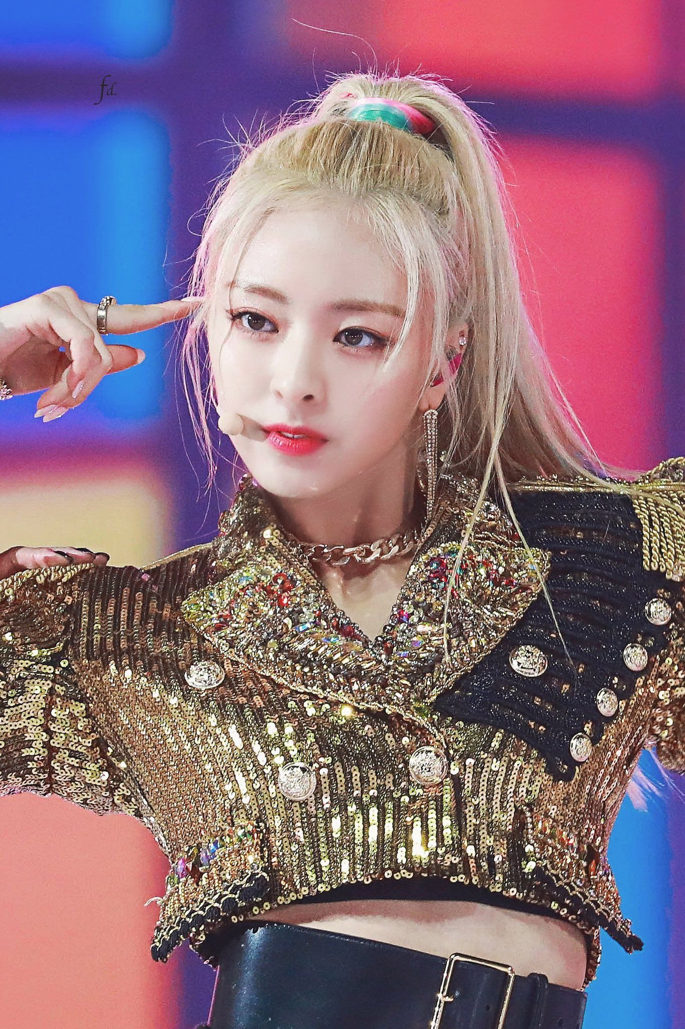 nữ tân binh được yêu thích nhất Kpop 2019 ảnh 6 nu tan binh duoc yeu thich nhat Kpop 2019 anh 6