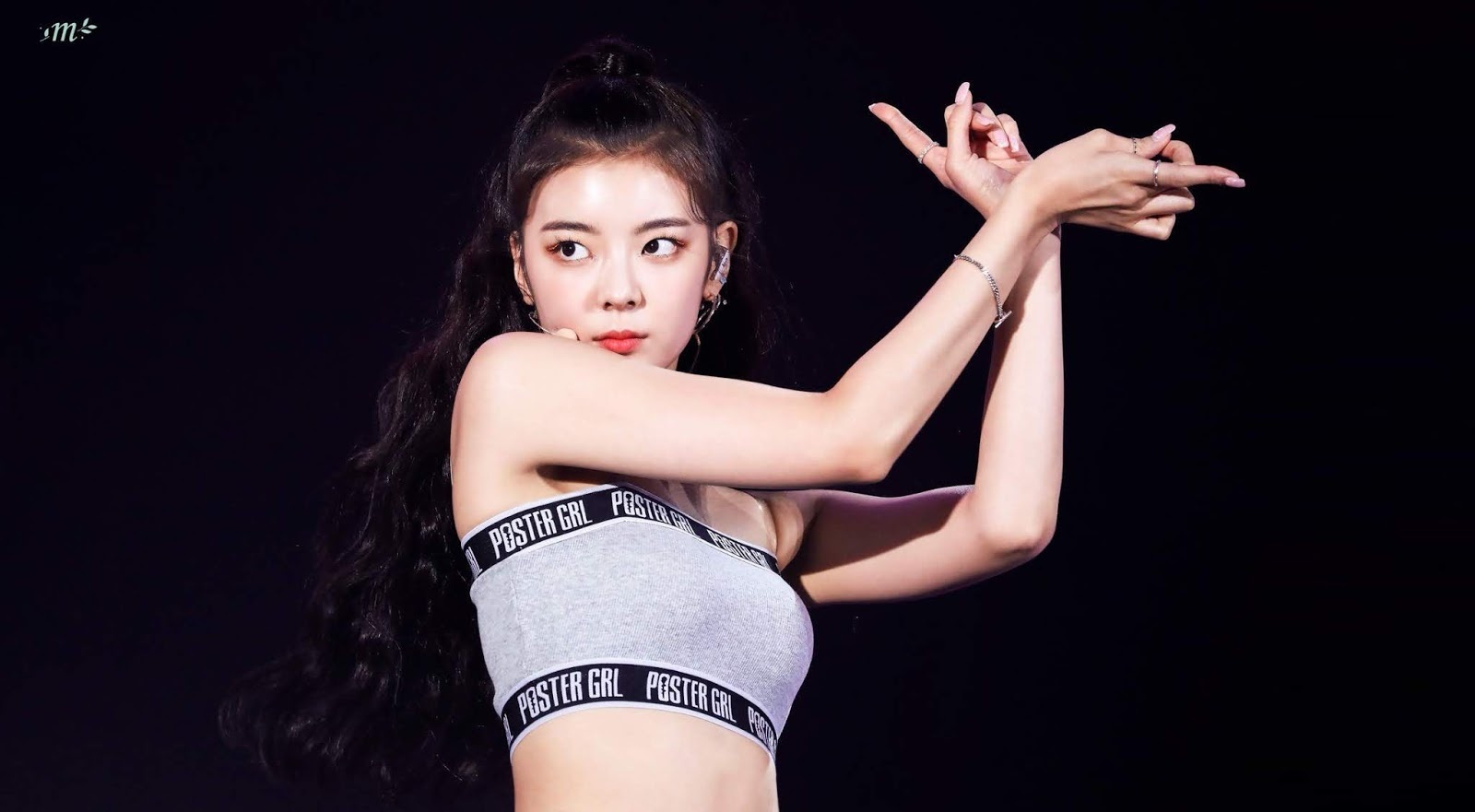 nữ tân binh được yêu thích nhất Kpop 2019 ảnh 9 nu tan binh duoc yeu thich nhat Kpop 2019 anh 9
