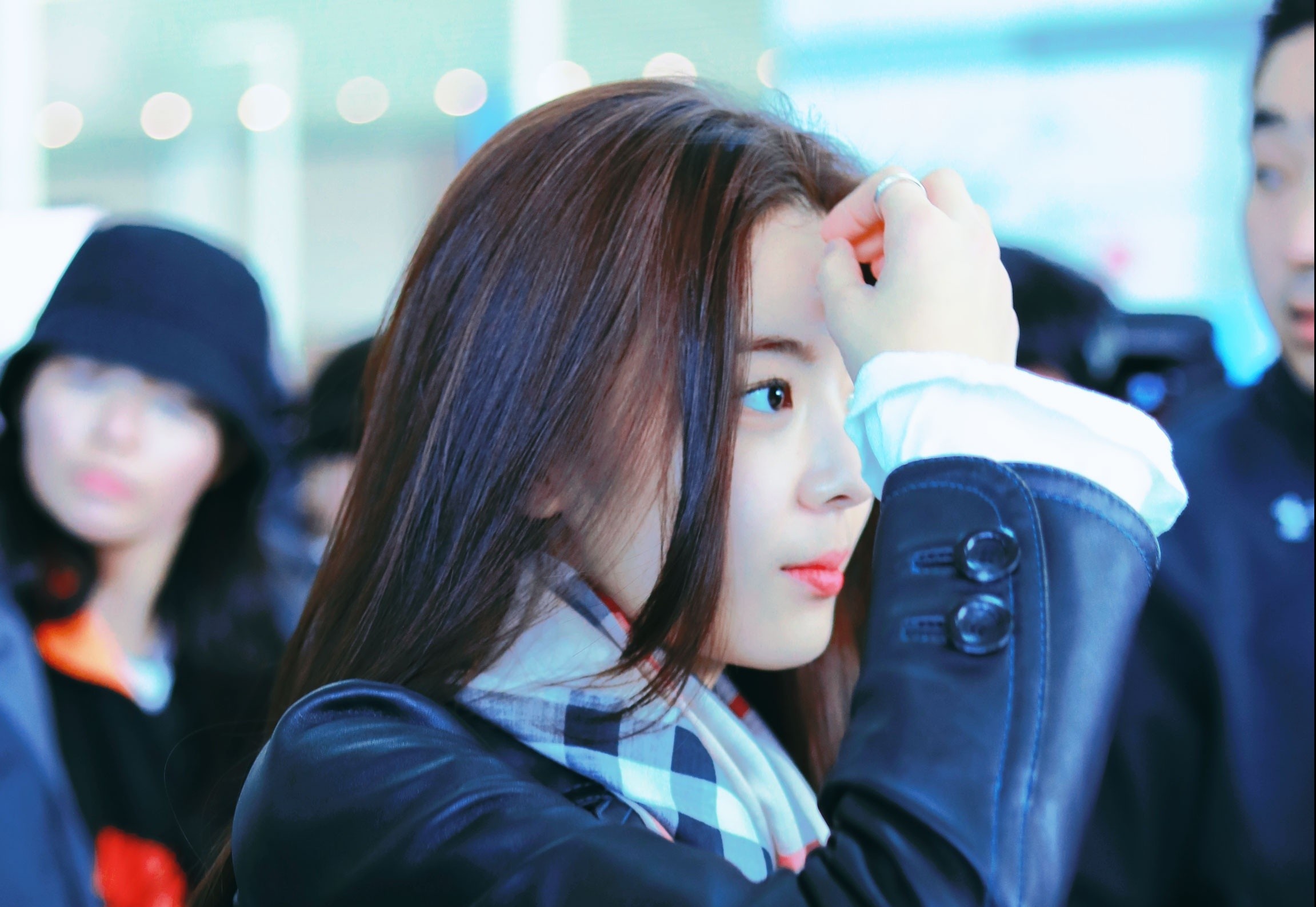 5 my nhan 10X nha JYP khoe ve dep tu nhien hinh anh