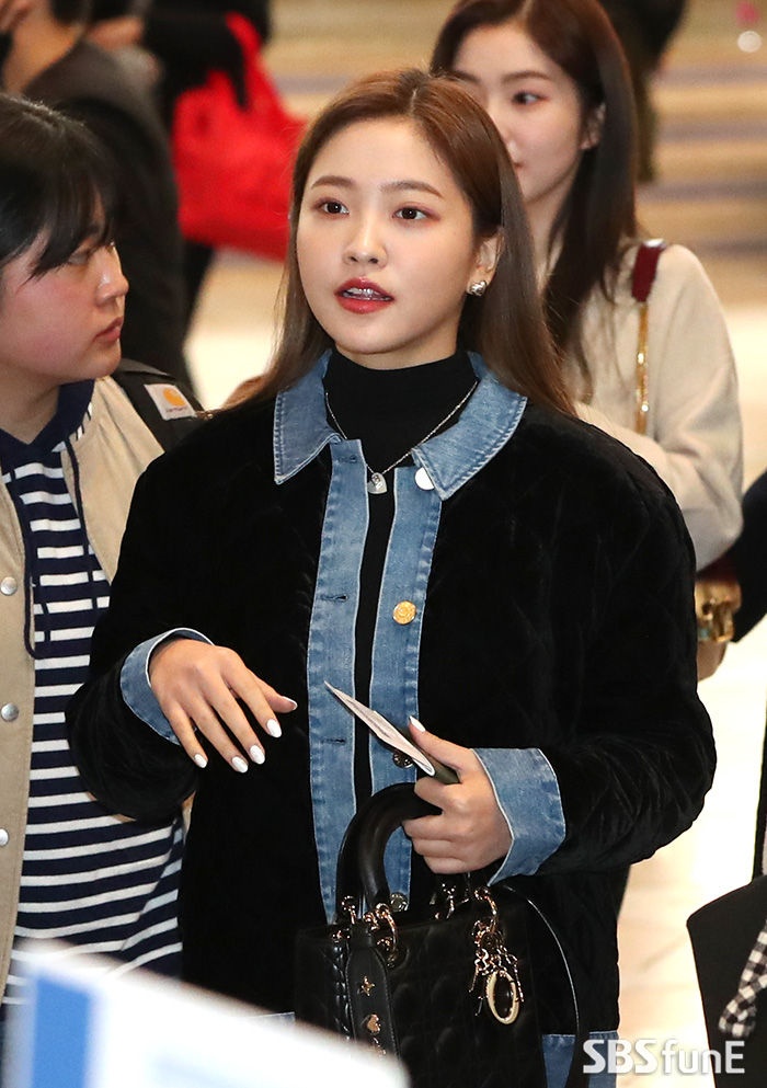 sao Kpop tại sân bay ảnh 13 sao Kpop tai san bay anh 13
