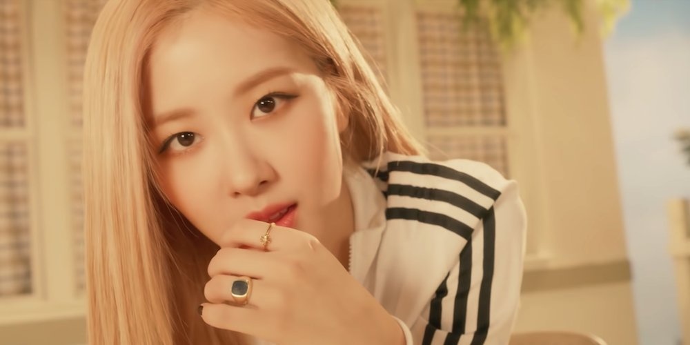 Rose tai san bay anh 16