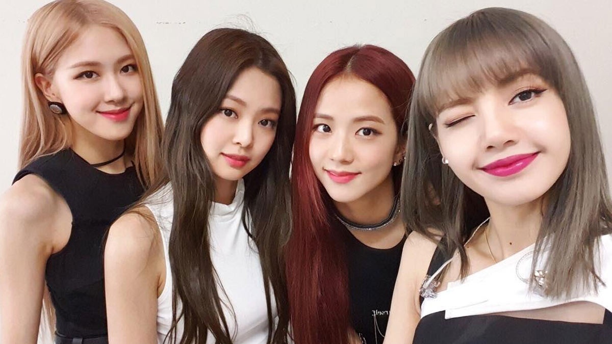 4 nhom nhac Kpop co suc anh huong kinh ngac hinh anh