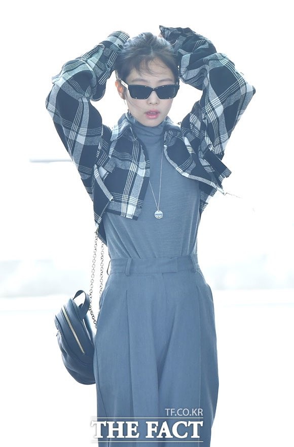 Jennie tại sân bay ảnh 3 Jennie tai san bay anh 3