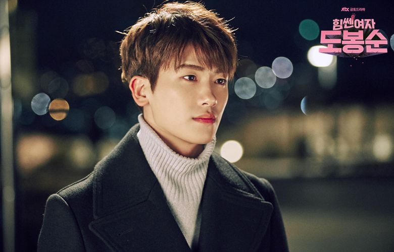 nam dien vien duoc phai nu muon tang qua anh 7