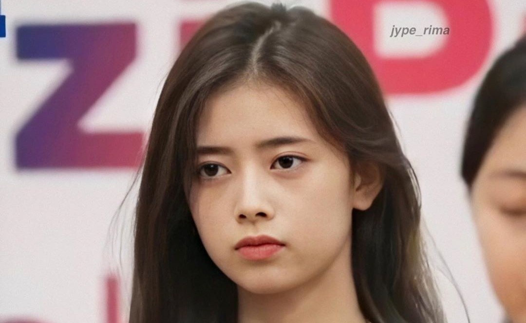 Bon ung vien 10X trong doi hinh nhom nhac nu moi nha JYP hinh anh