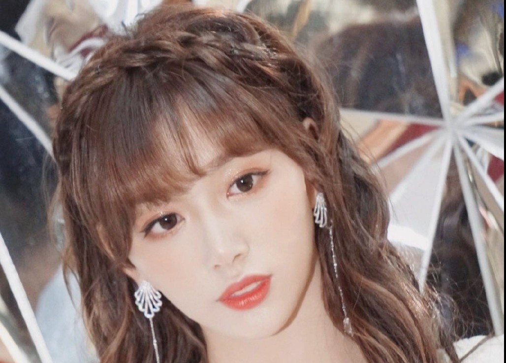 Sao nu ‘Thanh Xuan Co Ban 2’ dinh hang loat be boi hinh anh