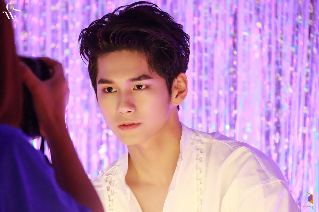 Ong Seong Woo - tan binh da tai cua nganh giai tri Han Quoc hinh anh