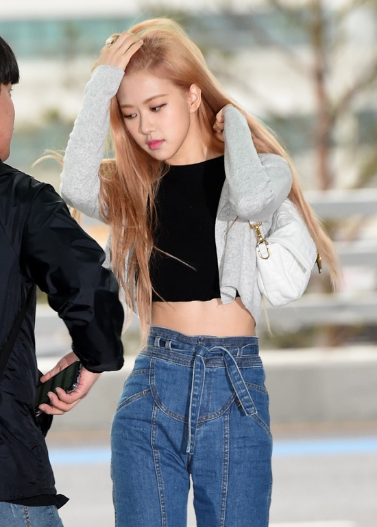 vong eo con kien cua idol Kpop anh 4