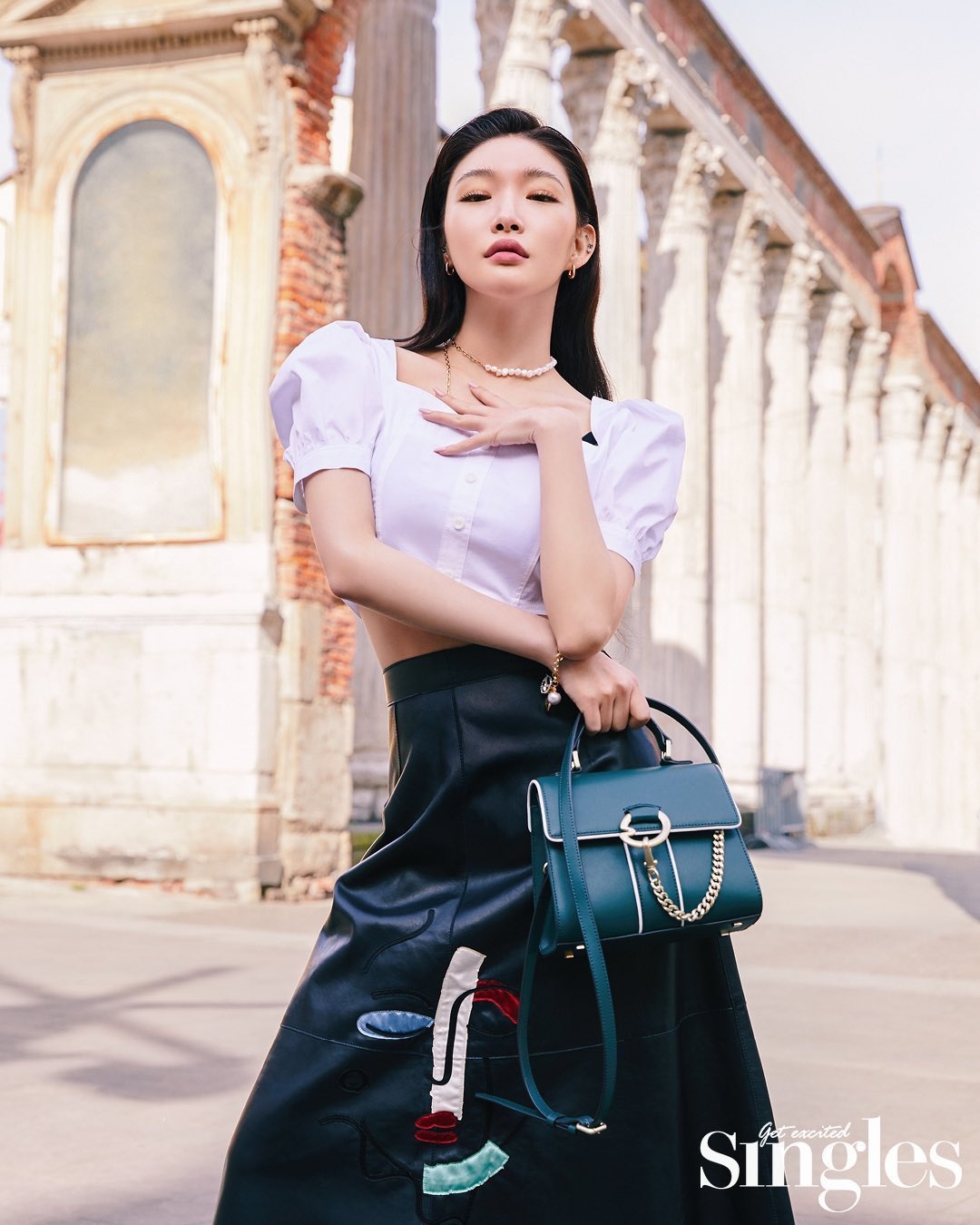 Chung Ha trên tạp chí ảnh 4 Chung Ha tren tap chi anh 4